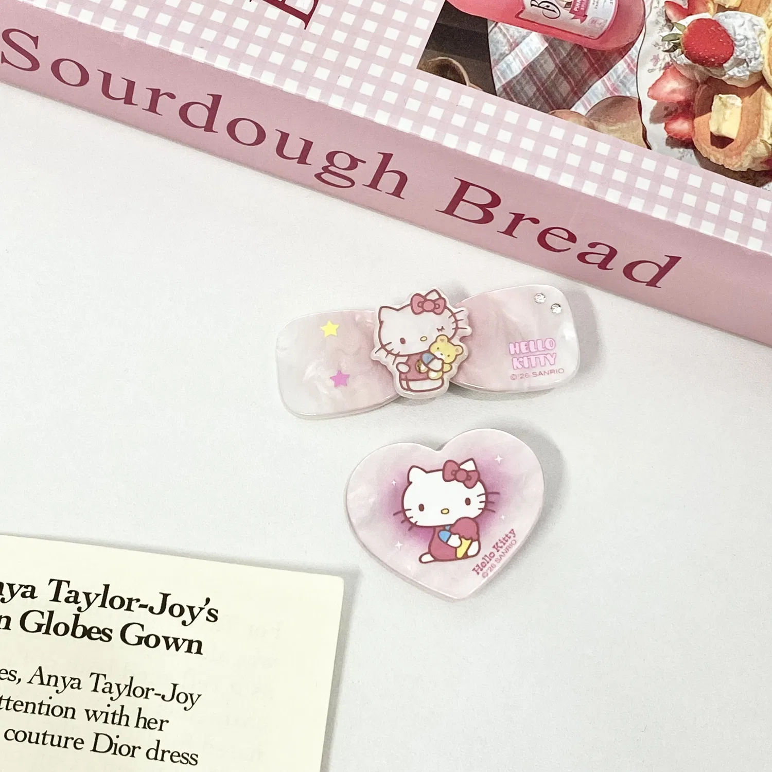 Заколки для волос Hello Kitty Sanrio акриловые — фото 4