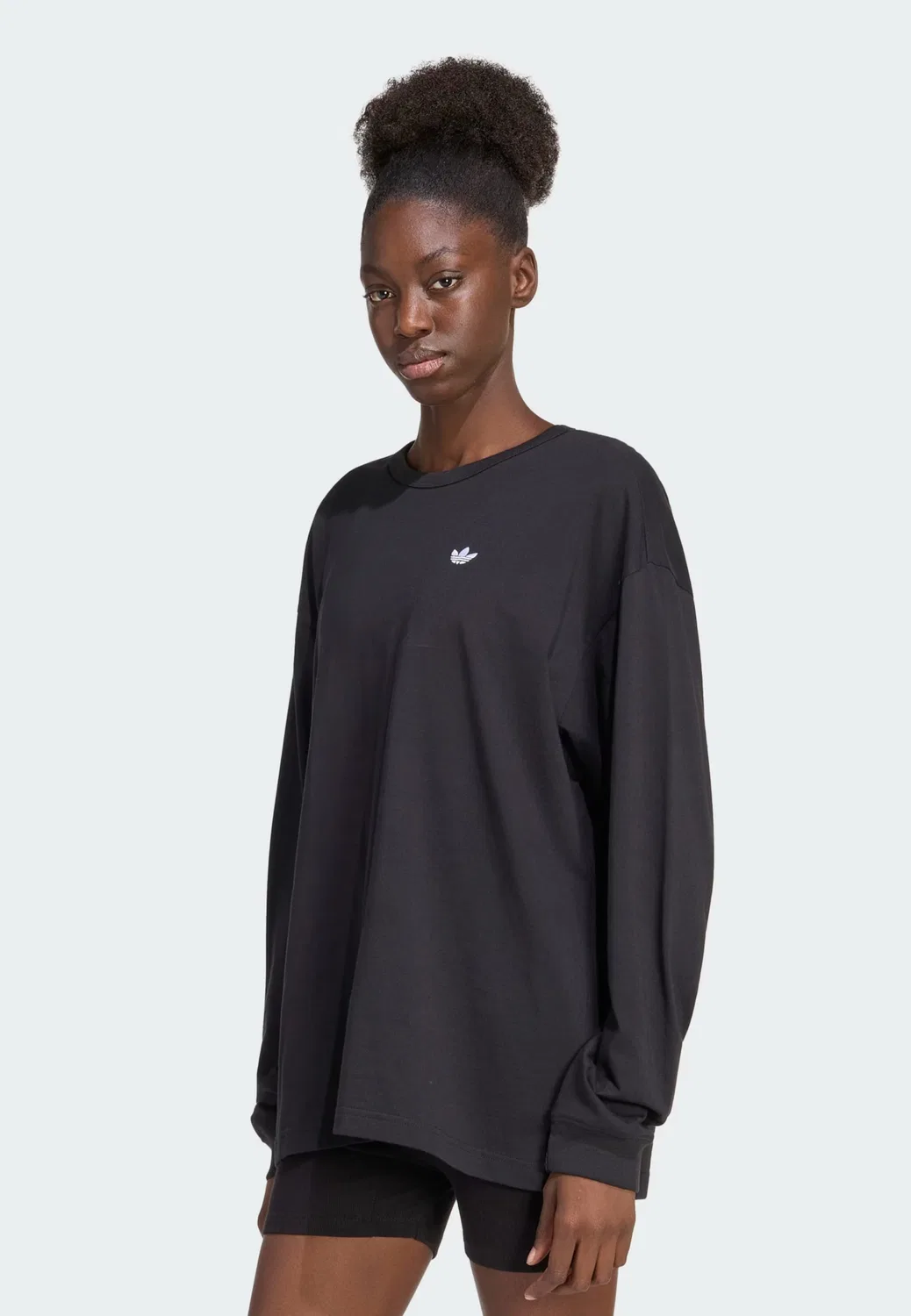 Футболка Adidas Originals Essentials черного цвета — фото 2