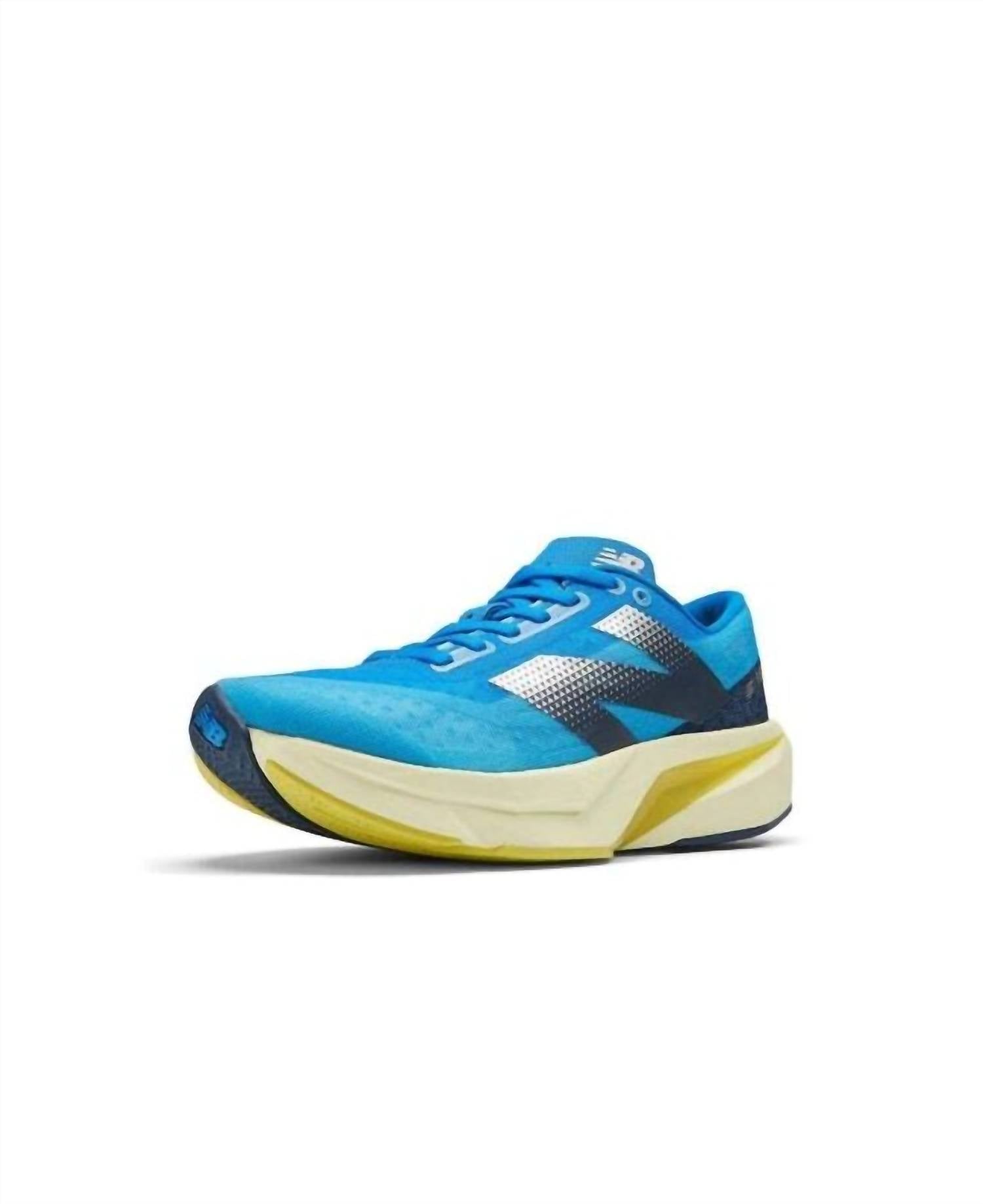Женские беговые кроссовки Fuelcell Rebel V4 в цвете Spice Blue/limelight/blue Oasis New Balance