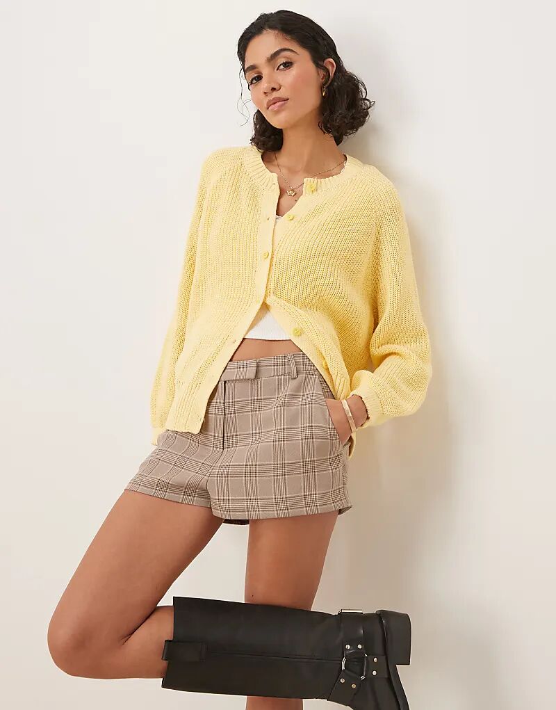 

Вязаный кардиган реглан ASOS DESIGN цвета пахты и молока