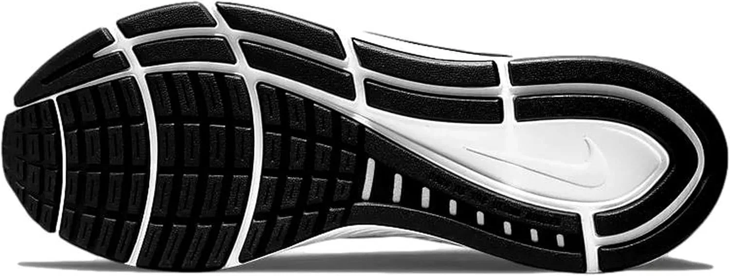 Мужские кроссовки Nike Nike для бега, Black Metallic Silver Off — фото 2