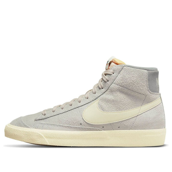 

Кроссовки blazer mid '77 premium 'medium grey' Nike, бежевый
