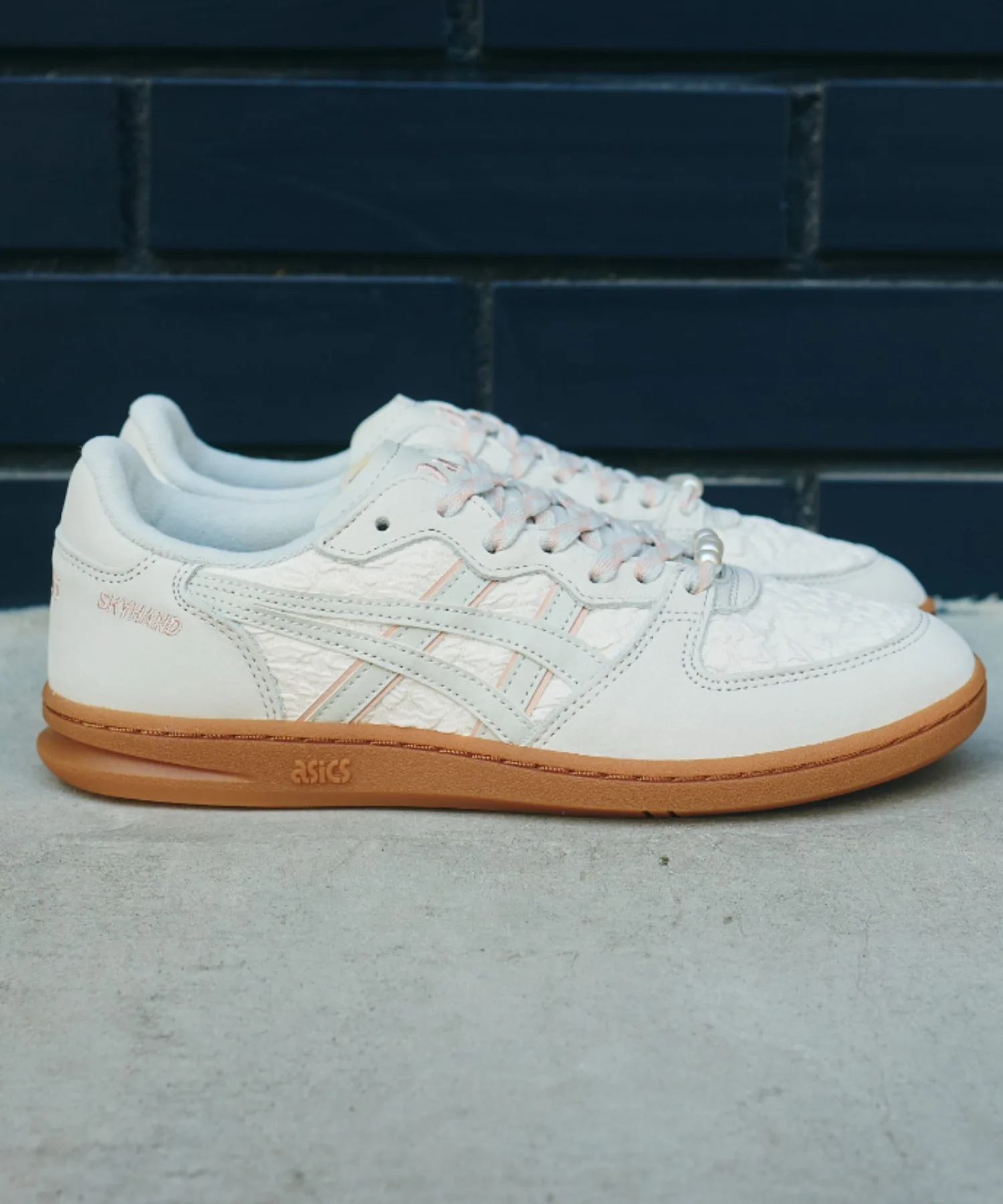 Унисекс кроссовки SKYHAND OG ASICS серые — фото 3