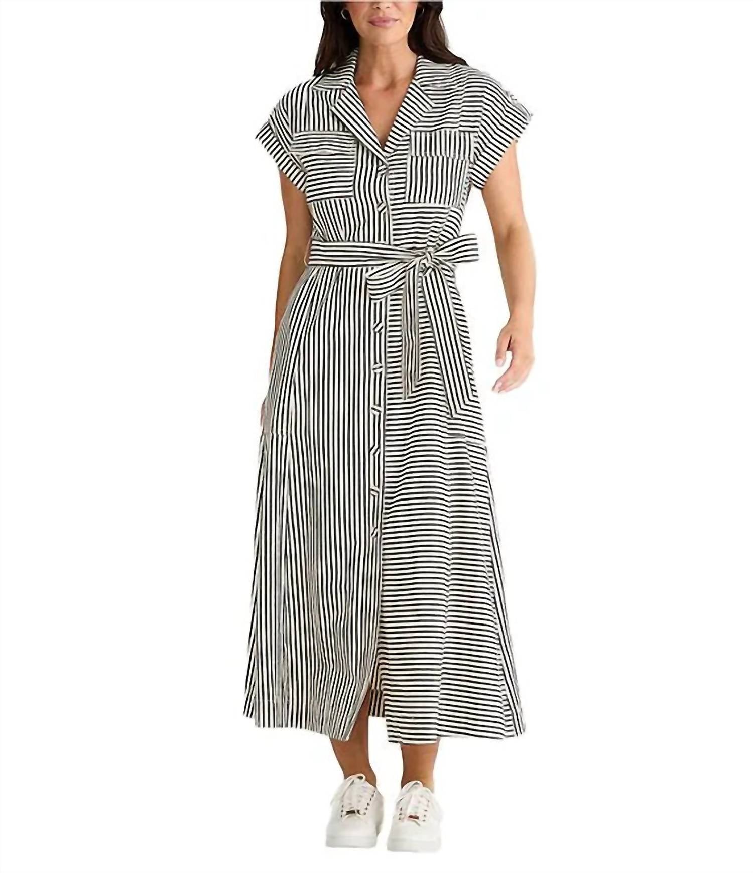 

Brave + True Платье-миди Portia в черно-белом цвете