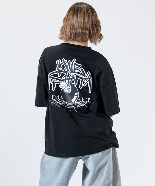 

Футболка оверсайз с принтом JOHN'S CLOSET, черная, Черный, Футболка оверсайз с принтом JOHN'S CLOSET, черная