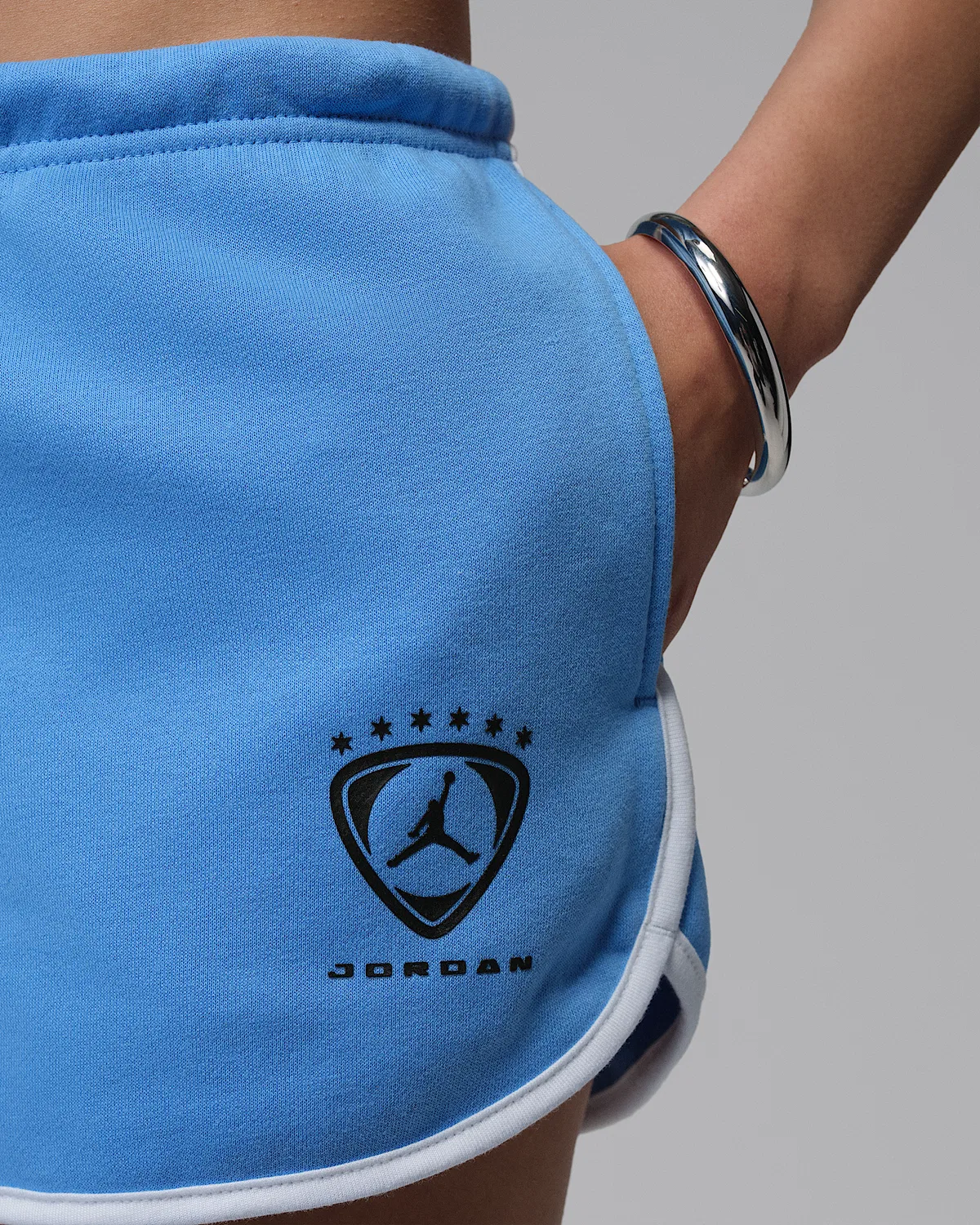 Женские шорты Jordan Brooklyn Fleece, University Blue/White/Black — фото 4