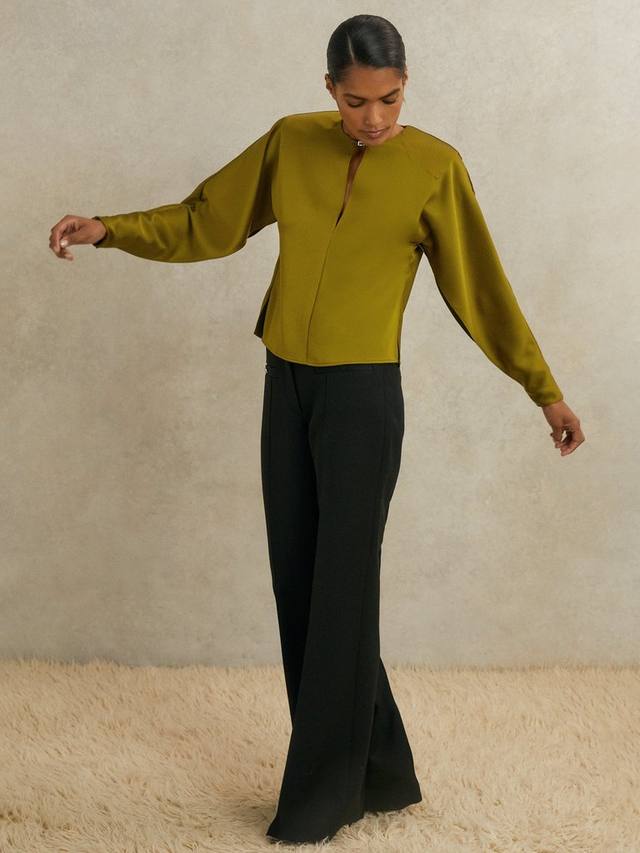 

Топ Mia Atelier с атласной отделкой и поворотным замком Reiss, Green