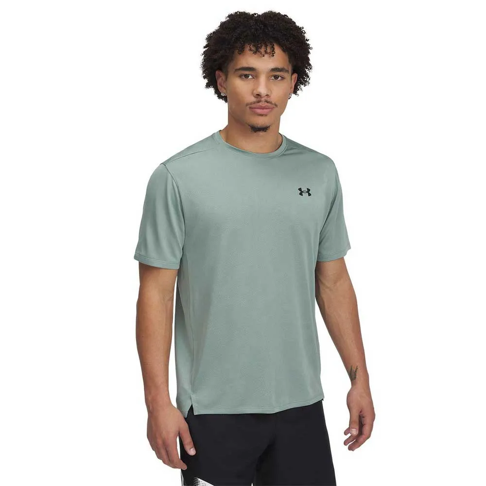 

Футболка Under Armour Tech Vent Jacquard, зеленый