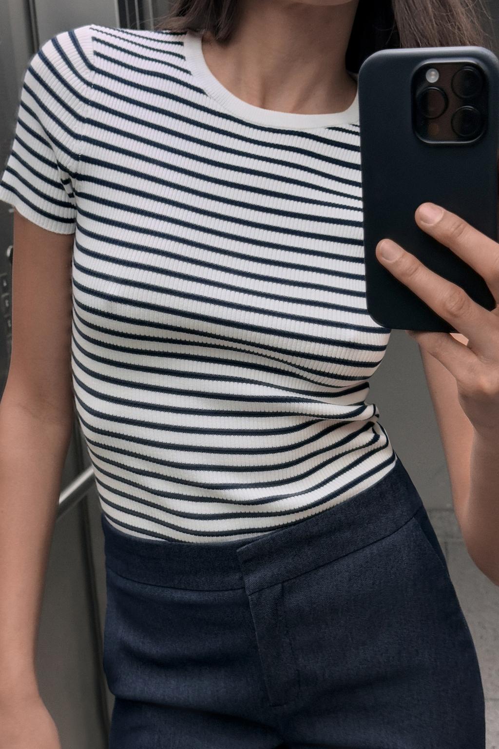 

Полосатый вязаный топ с коротким рукавом ZARA, цвет Navy/White
