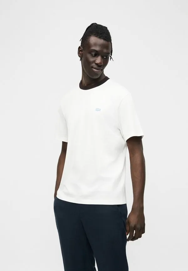 Простая футболка Lacoste, Flour — фото 4