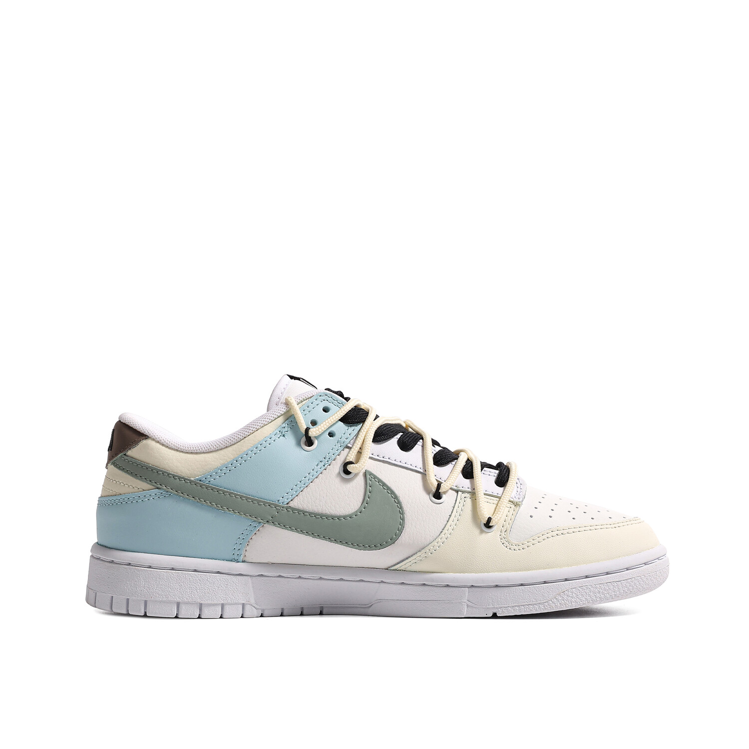 

Женские кроссовки для скейтбординга Nike Dunk, Light Blue