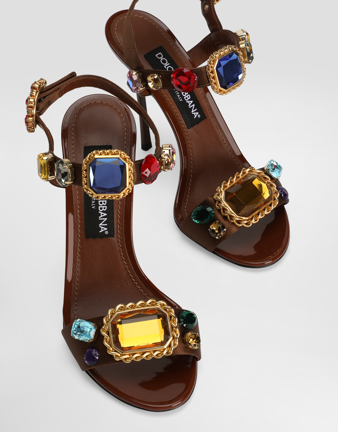 Босоножки Keira 2.0 из атласа и лакированной кожи с украшениями DOLCE & GABBANA, мультиколор — фото 4