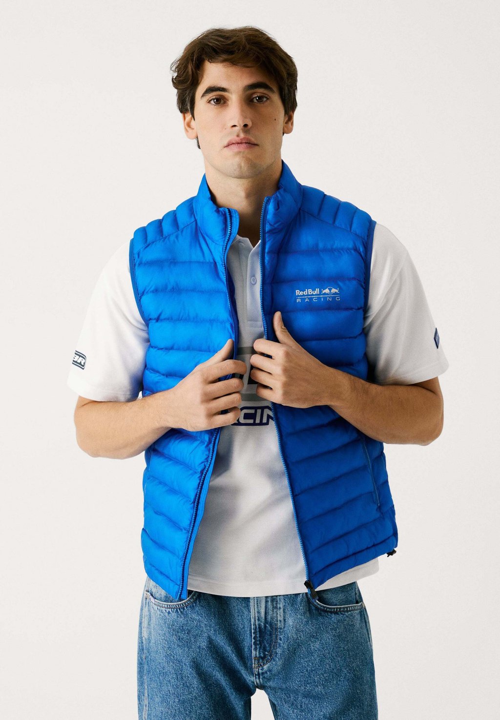

Жилет LIGHTWEIGHT Red Bull Racing x Pepe Jeans, цвет Electric Blue, Красный, Жилет LIGHTWEIGHT Red Bull Racing x Pepe Jeans, цвет Electric Blue