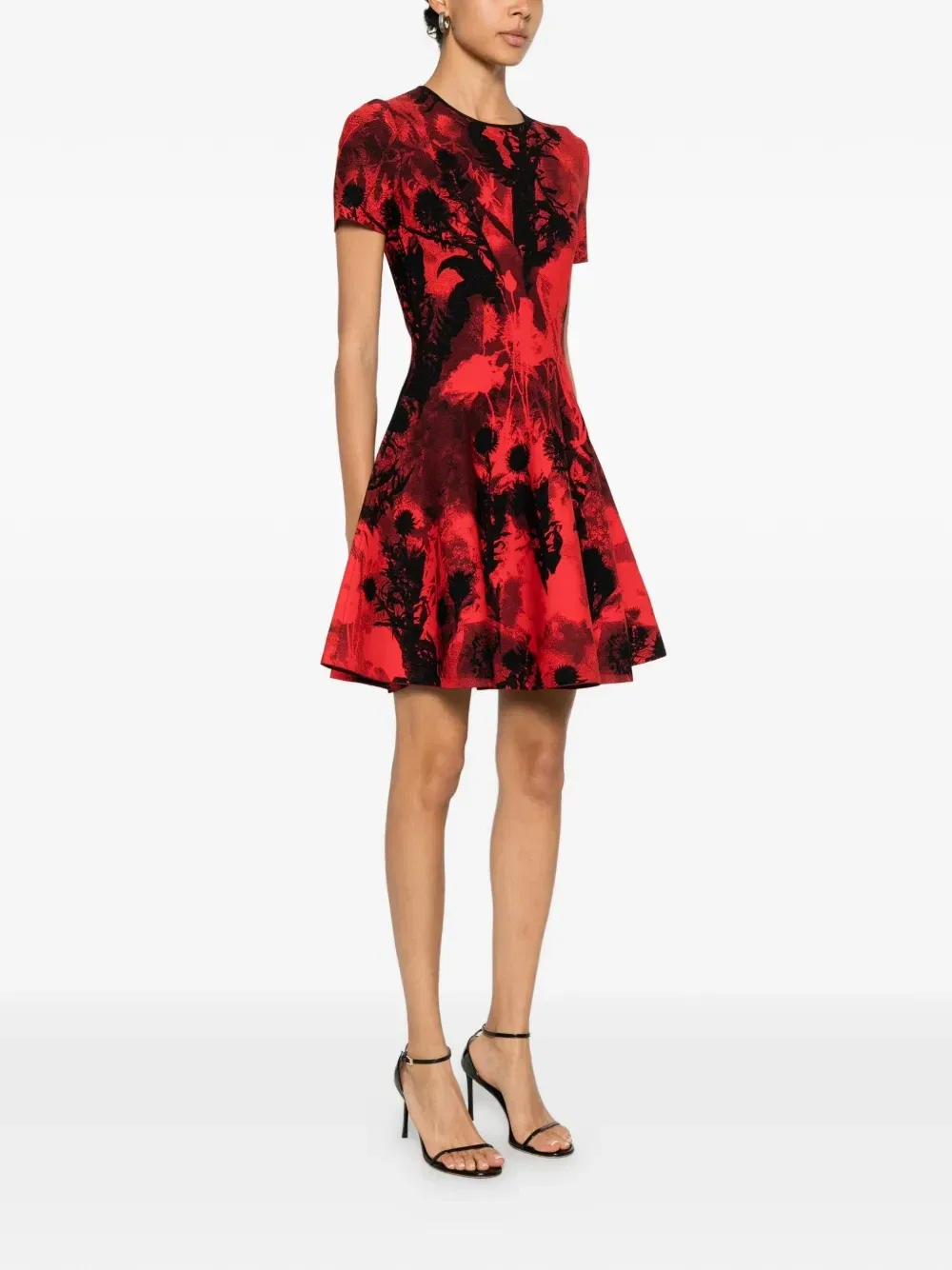 Мини-платье с круглым вырезом и расклешенным подолом Alexander McQueen, красный — фото 3