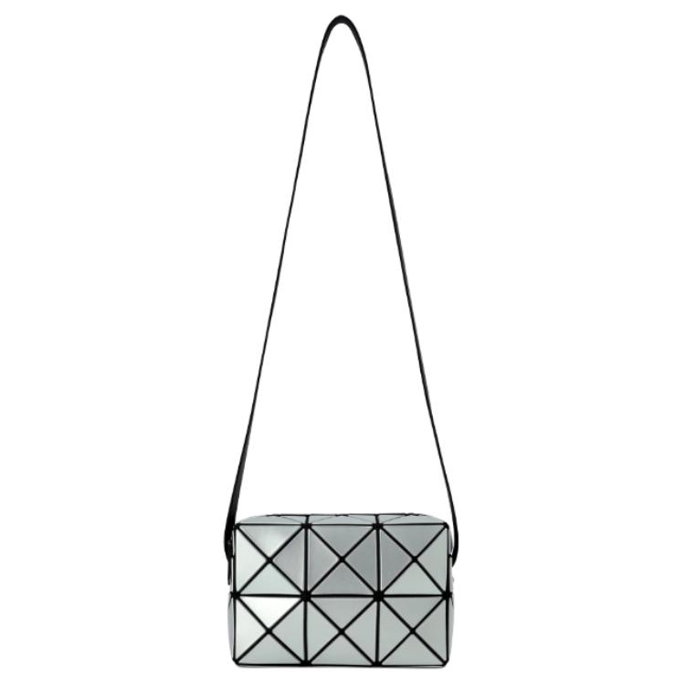 

ISSEY MIYAKE Женская сумка через плечо из поливинилхлоридной смолы светло-голубого цвета