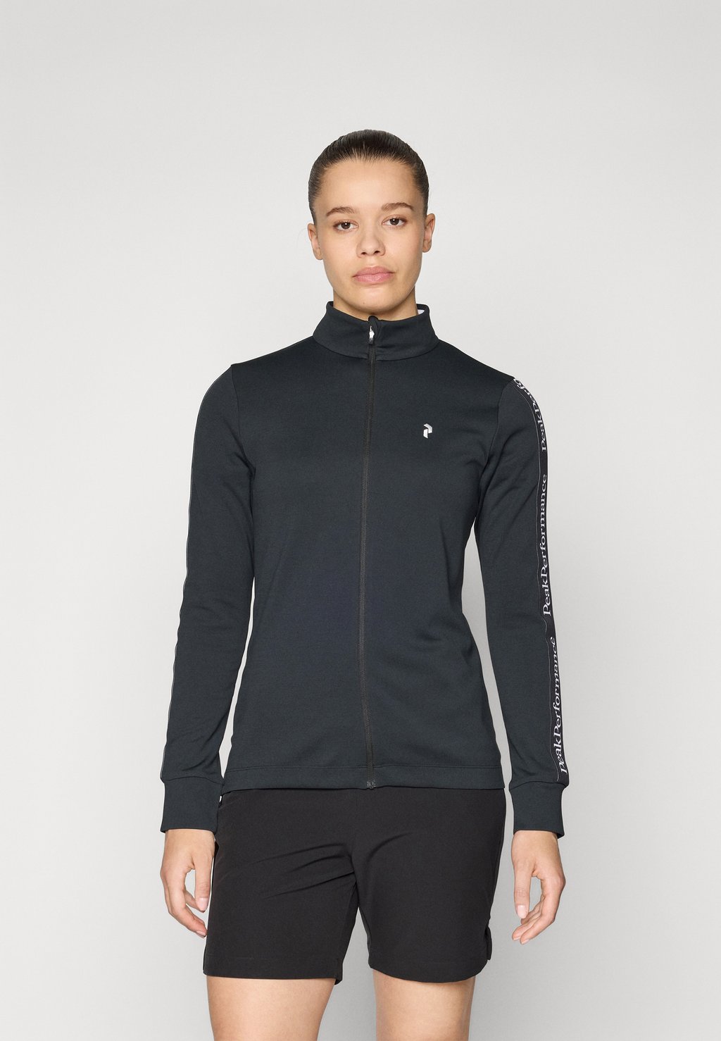 

Тренировочная куртка TURF ZIP Peak Performance, черный