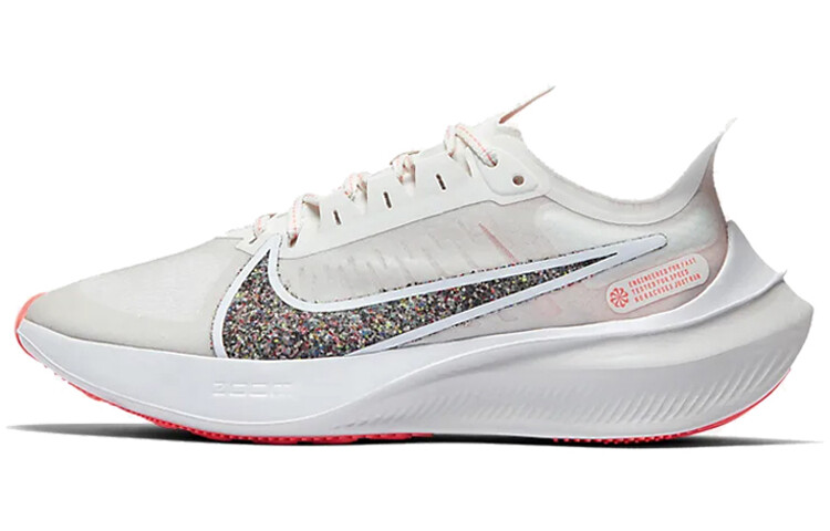 

Женские кроссовки Nike Zoom Gravity 1