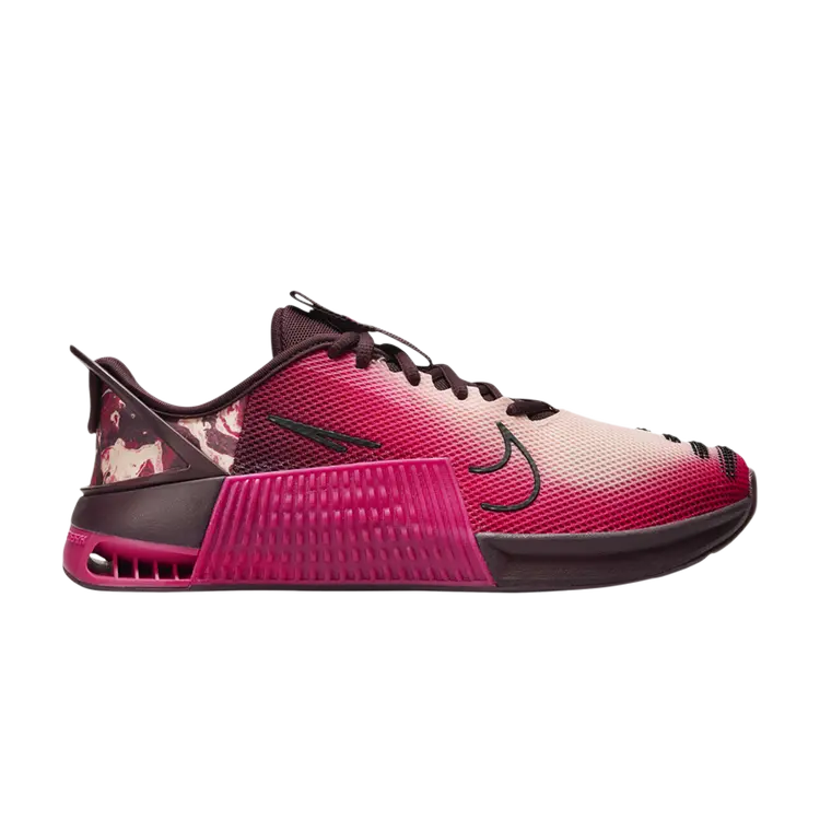 Кроссовки Wmns Metcon 9 EasyOn AMP, цвет Burgundy Crush Rush Pink