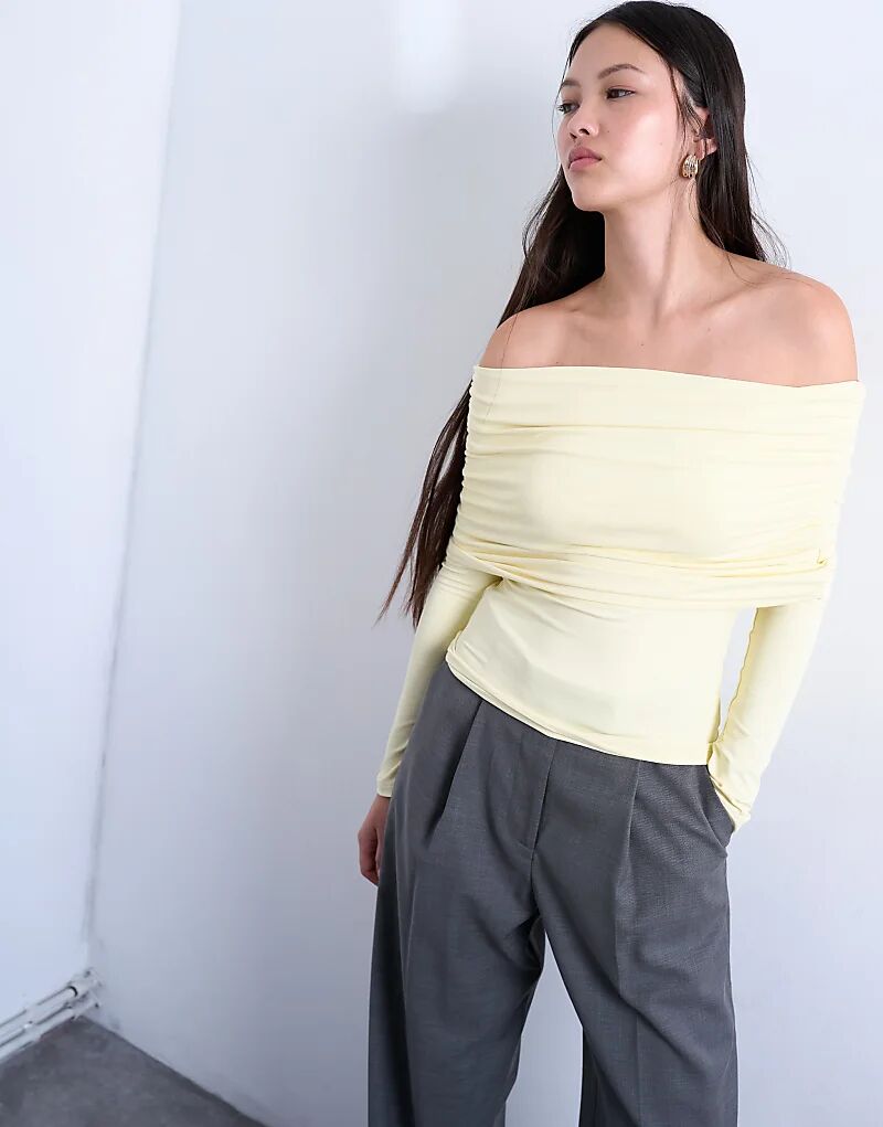 

Облегающий лонгслив Topshop с глубокими складками и длинными рукавами в цвете пахты