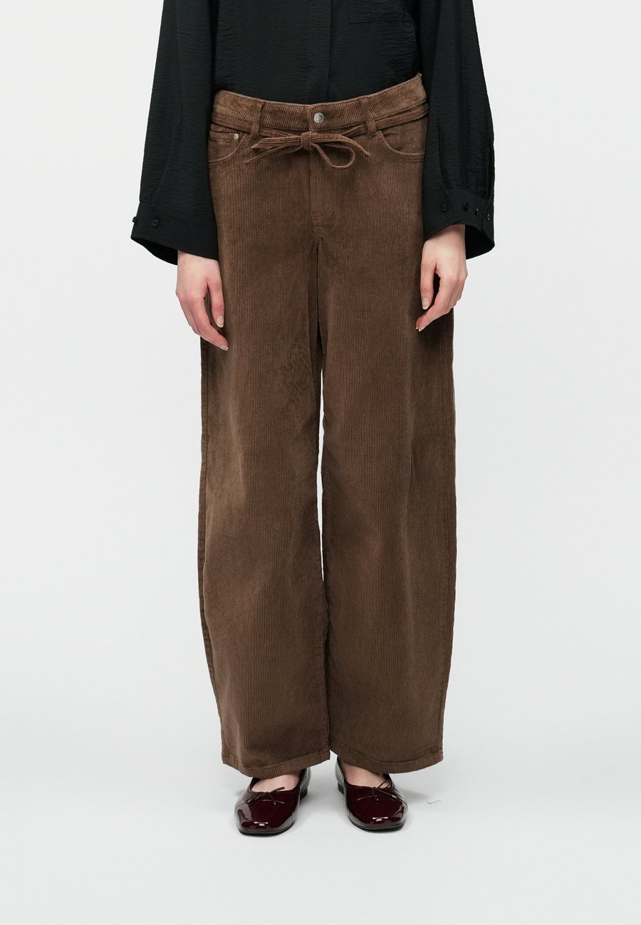 

Брюки ONLY ONLGIANNA GLOBAL BELT, Cub/Brown