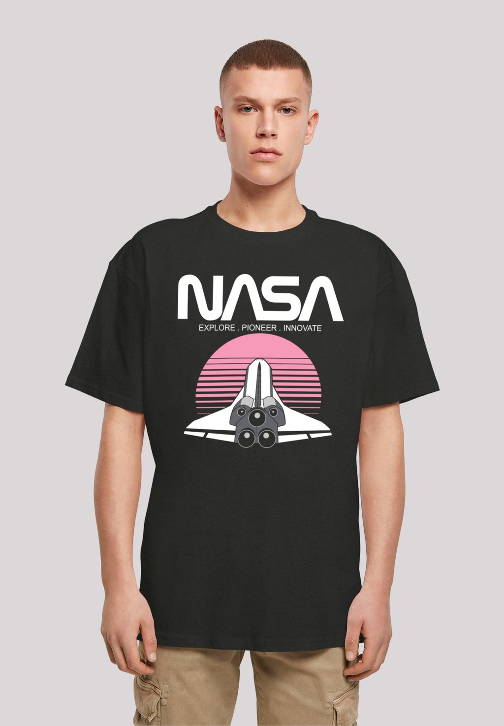 

Футболка с принтом NASA SPACE SHUTTLE SUNSET F4NT4STIC, черный