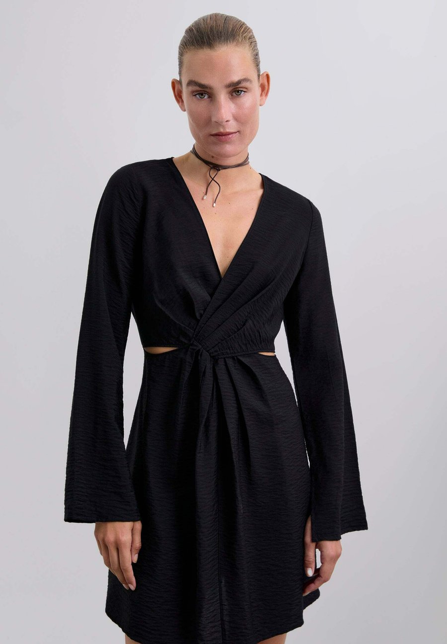 

Платье Scalpers Shift dress, Black