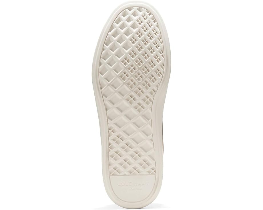 Кроссовки Cole Haan Grand Crosscourt Traveler Sneaker, цвет Truffle Nubuck/Ivory — фото 3