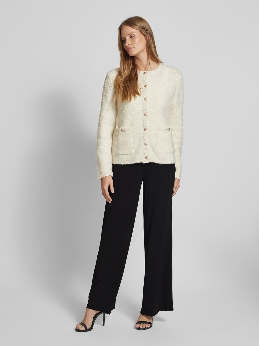 

Брюки прямого покроя с эластичным поясом Vera Mont, черный