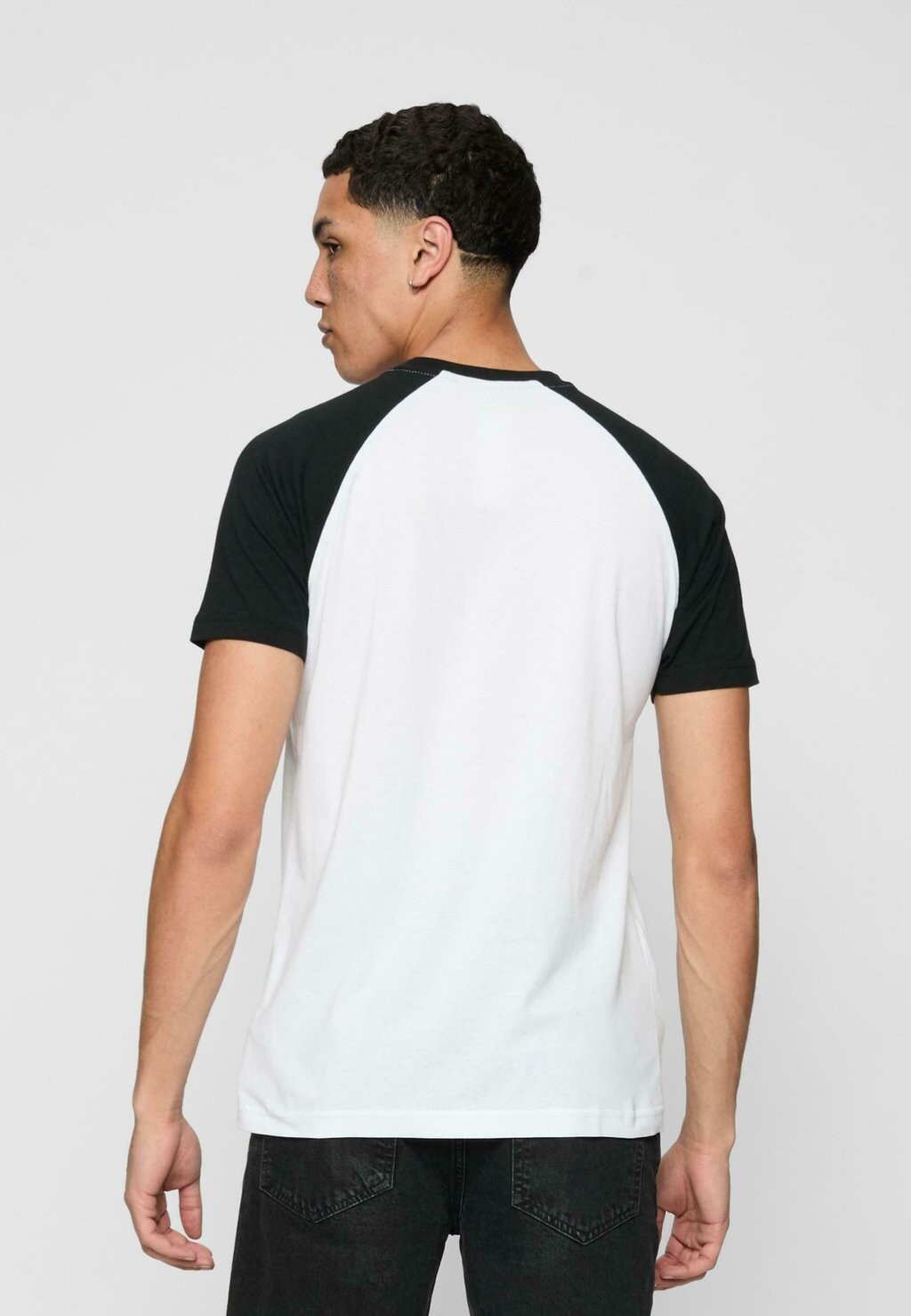 

Футболка с принтом MAIDEN LOGO BASEBALL TEE Merchcode, черный