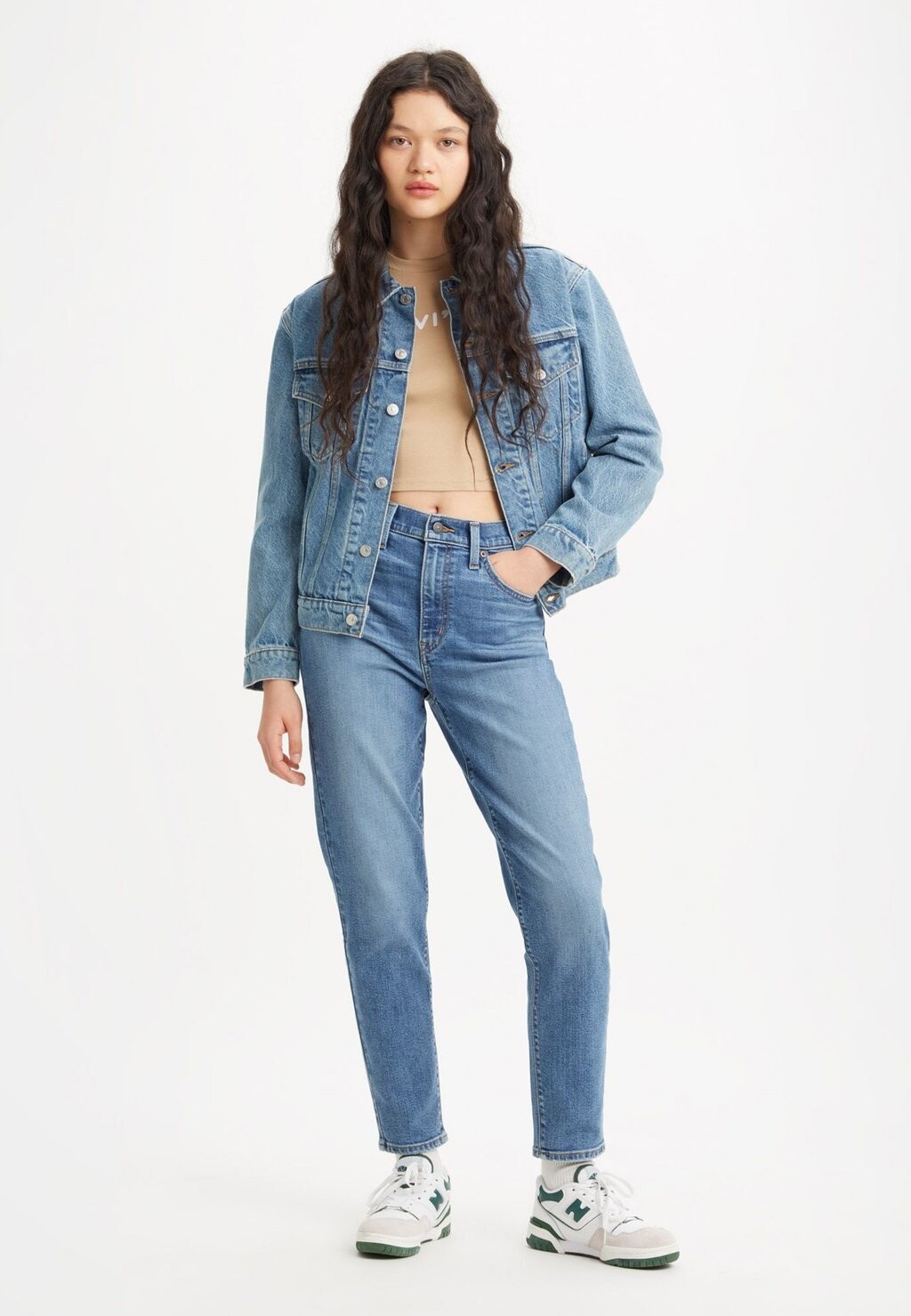 Джинсы в морковном стиле Levi's, зима это она High Waisted Mom — фото 2