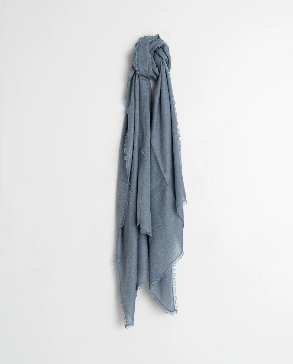 

Длинный однотонный шарф Indi & Cold, индиго