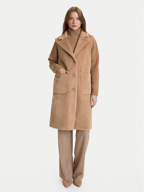 

Утепленный жилет regular fit CFC0122206003 Rinascimento, бежевый