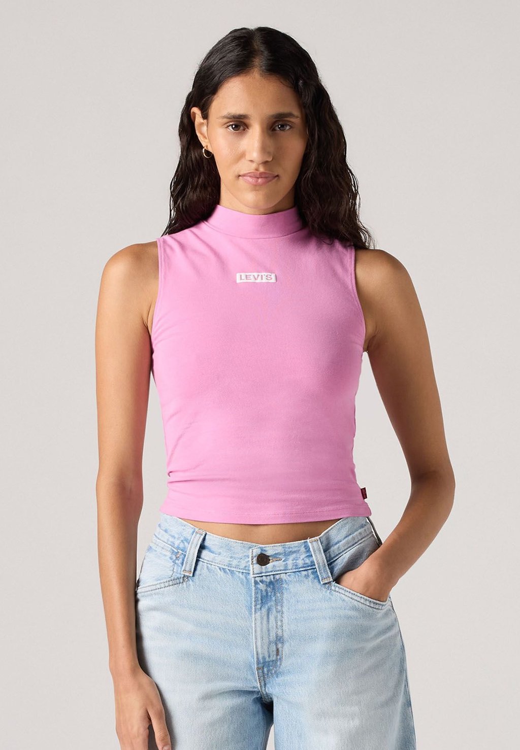 

Топ EFFORTLESS TANK Levi's, розовый
