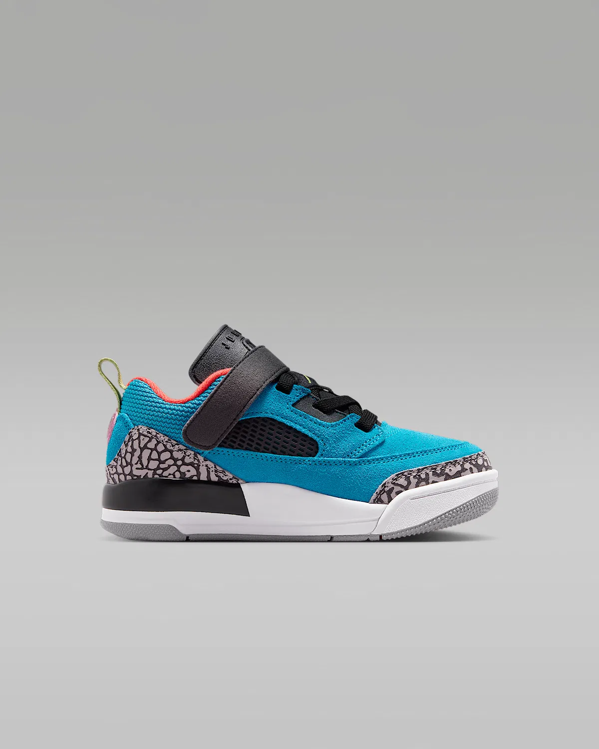 Детские кроссовки Jordan Spizike Low, Neo Turquoise/Light Crimson/Cosmic Fuchsia/Vivid Green — фото 3