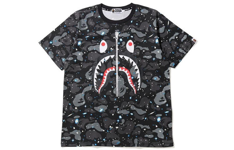 Футболка Bape Space Camo Shark A BATHING APE, серый камуфляж — фото 2