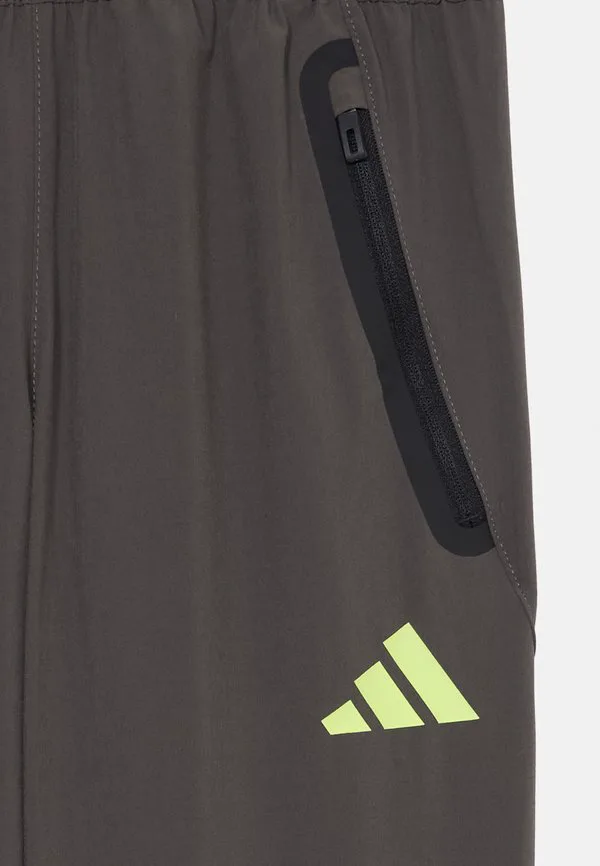Детские спортивные штаны унисекс для соревнований "реал мадрид". Adidas Performance, Utility Grey/Semi Frozen Yellow — фото 3