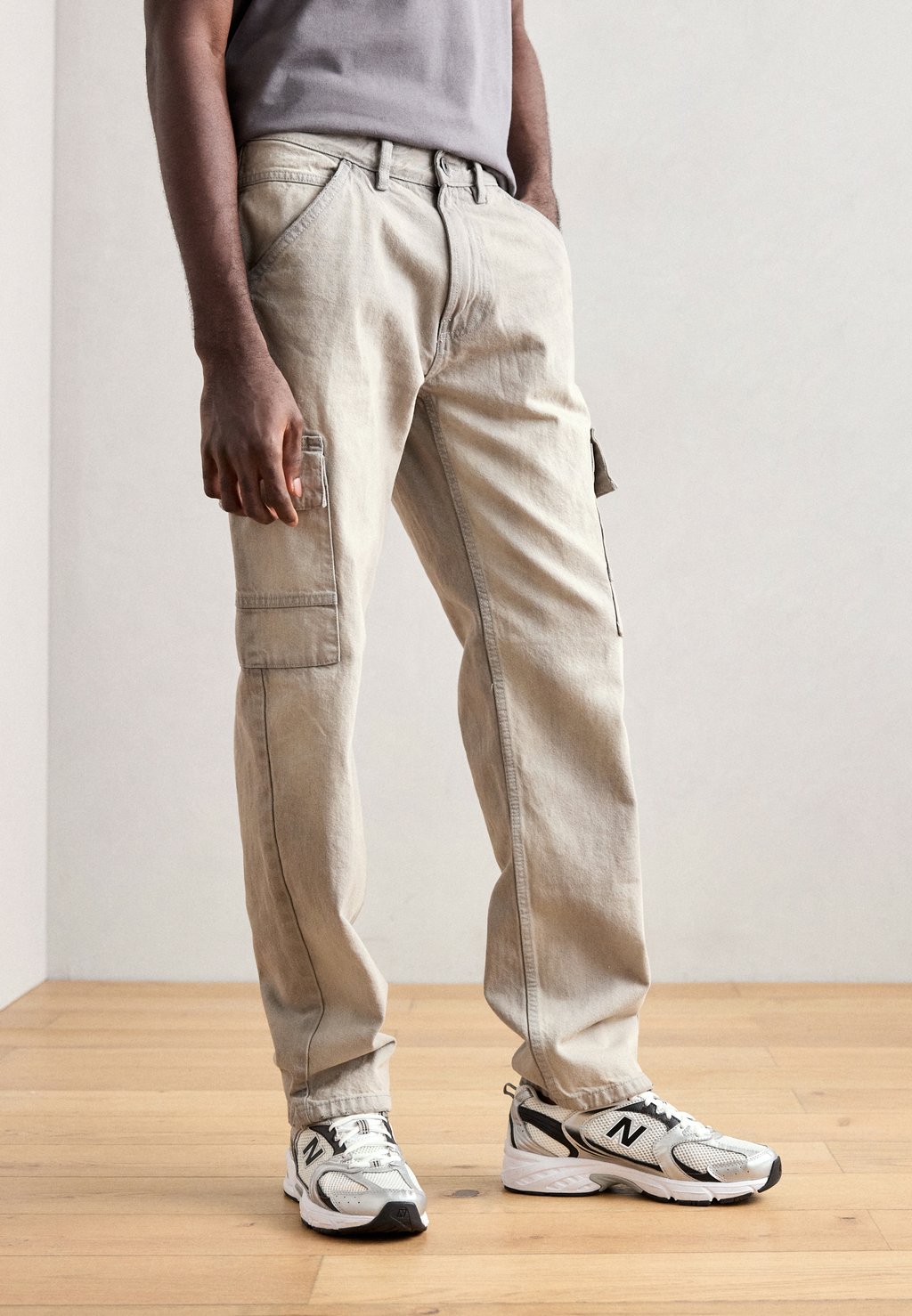 

Джинсы свободного кроя INDICODE JEANS, светло-серый