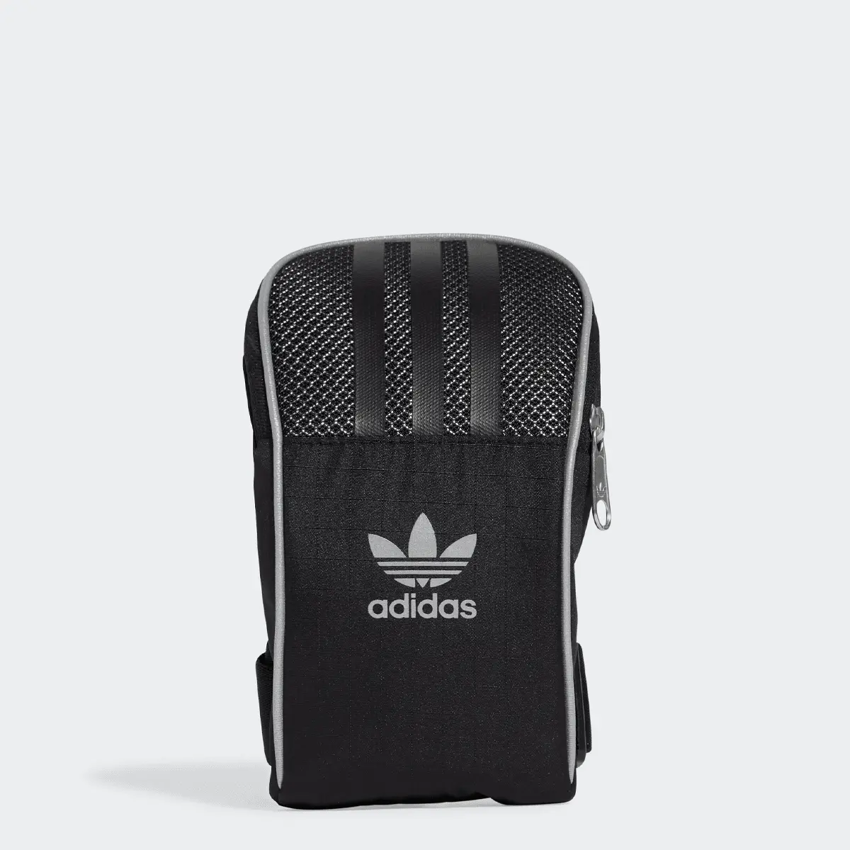 

Сумка adidas Originals Small Item Bag, черный