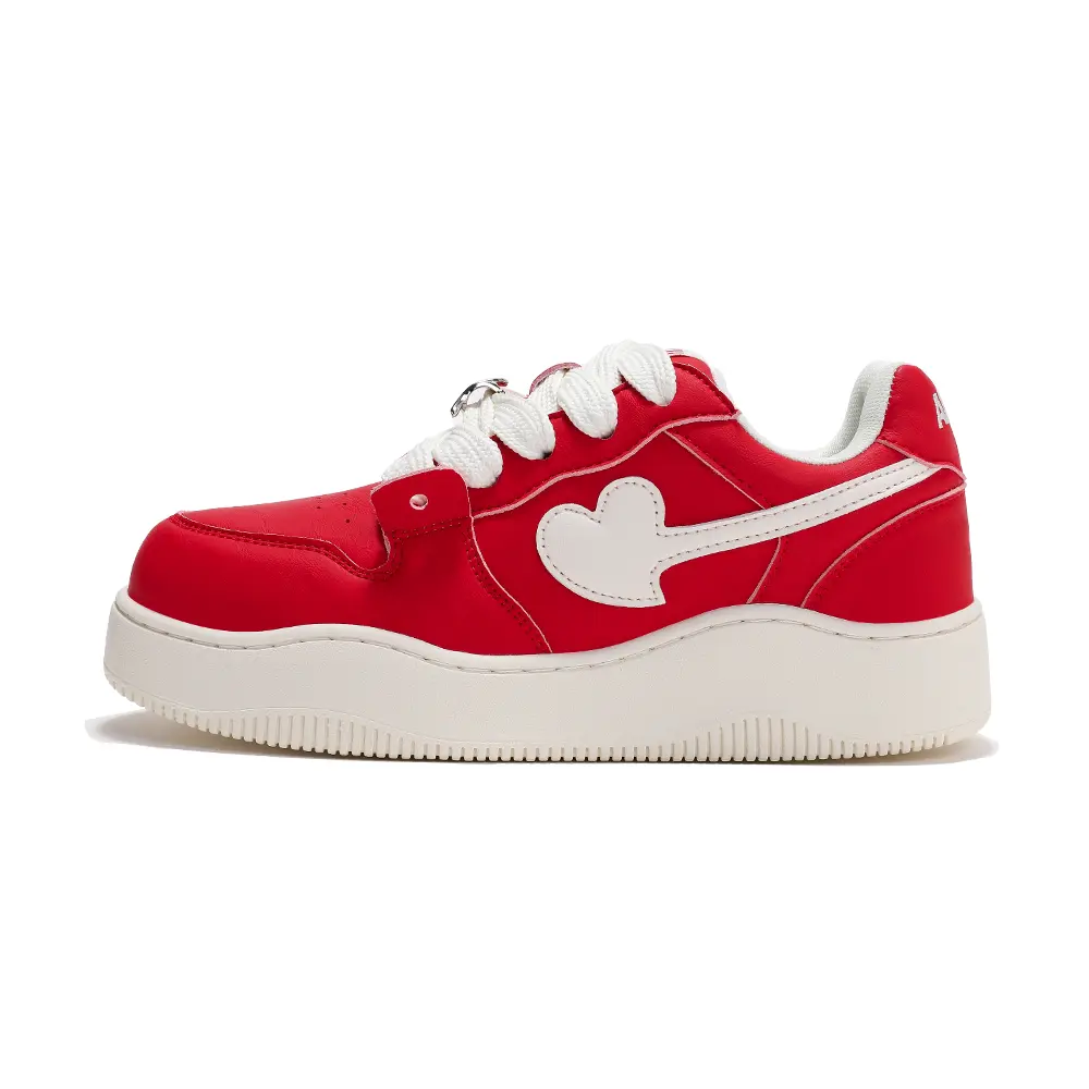 

Против скольжения и износостойкие низкие скейтерские кроссовки для увеличения роста унисекс AND U, бежевый/красный