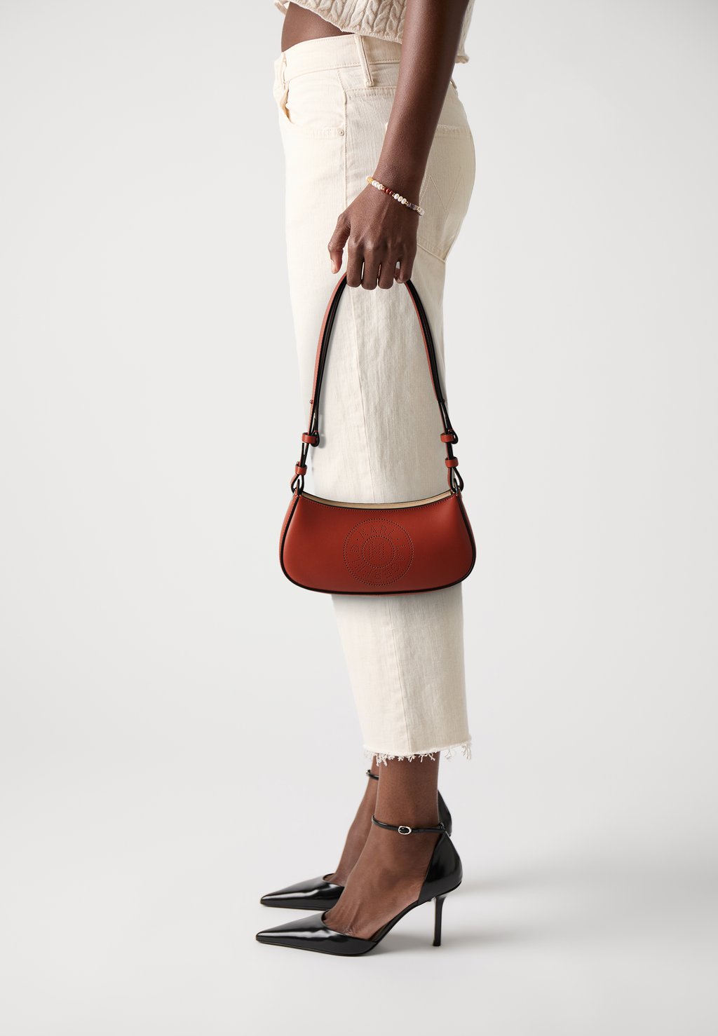 

Сумка CIRCLE SHOULDERBAG KARL LAGERFELD, красный