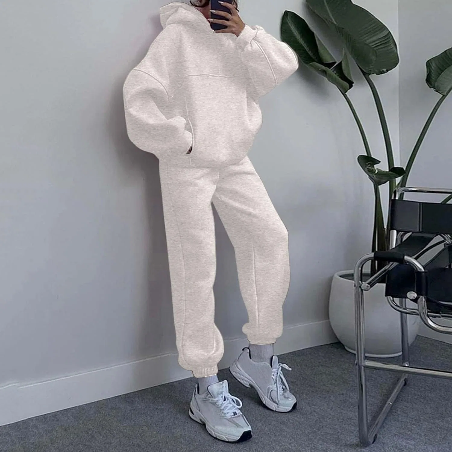 Женский спортивный костюм из двух предметов с капюшоном, бренд Generic, Light Gray — фото 2