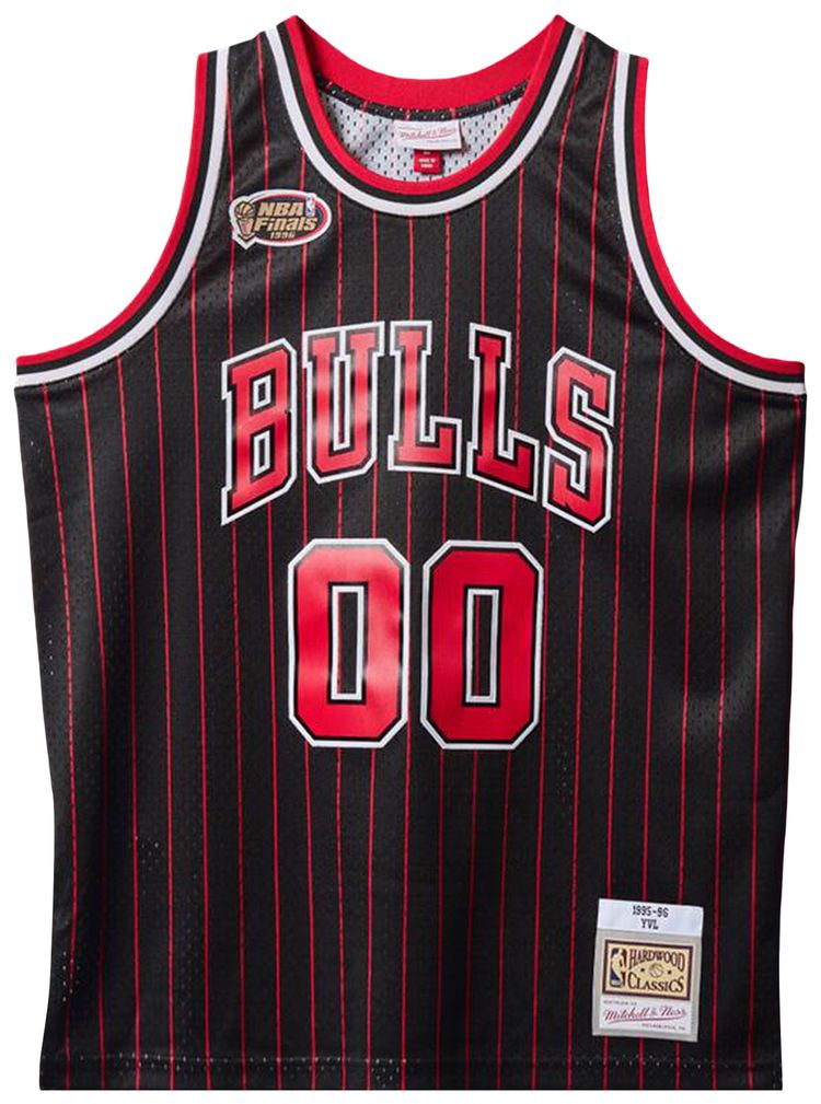 

Футболка Mitchell & Ness x Playboi Carti x NBA Chicago Bulls 1995 года, черная, Черный, Футболка Mitchell & Ness x Playboi Carti x NBA Chicago Bulls 1995 года, черная