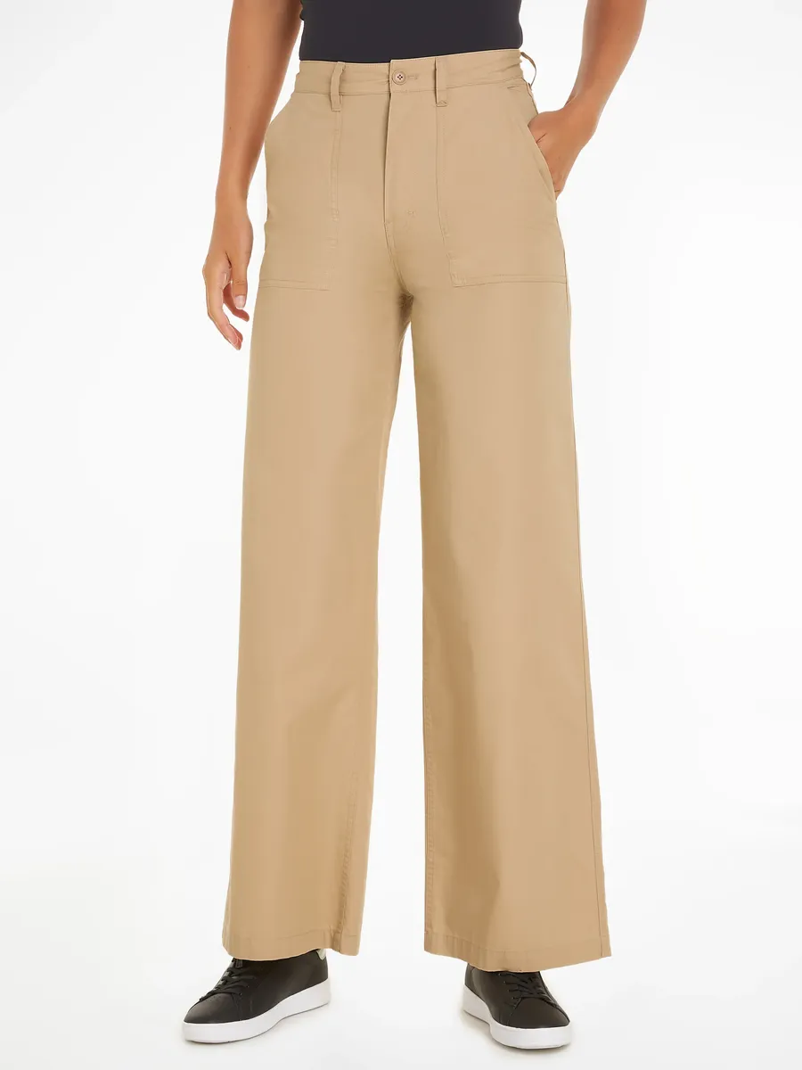 

Брюки-карго Tommy Jeans "TJW CLAIRE HR WIDE CARGO PANT", с нашивкой-логотипом, цвет Tawny_Sand