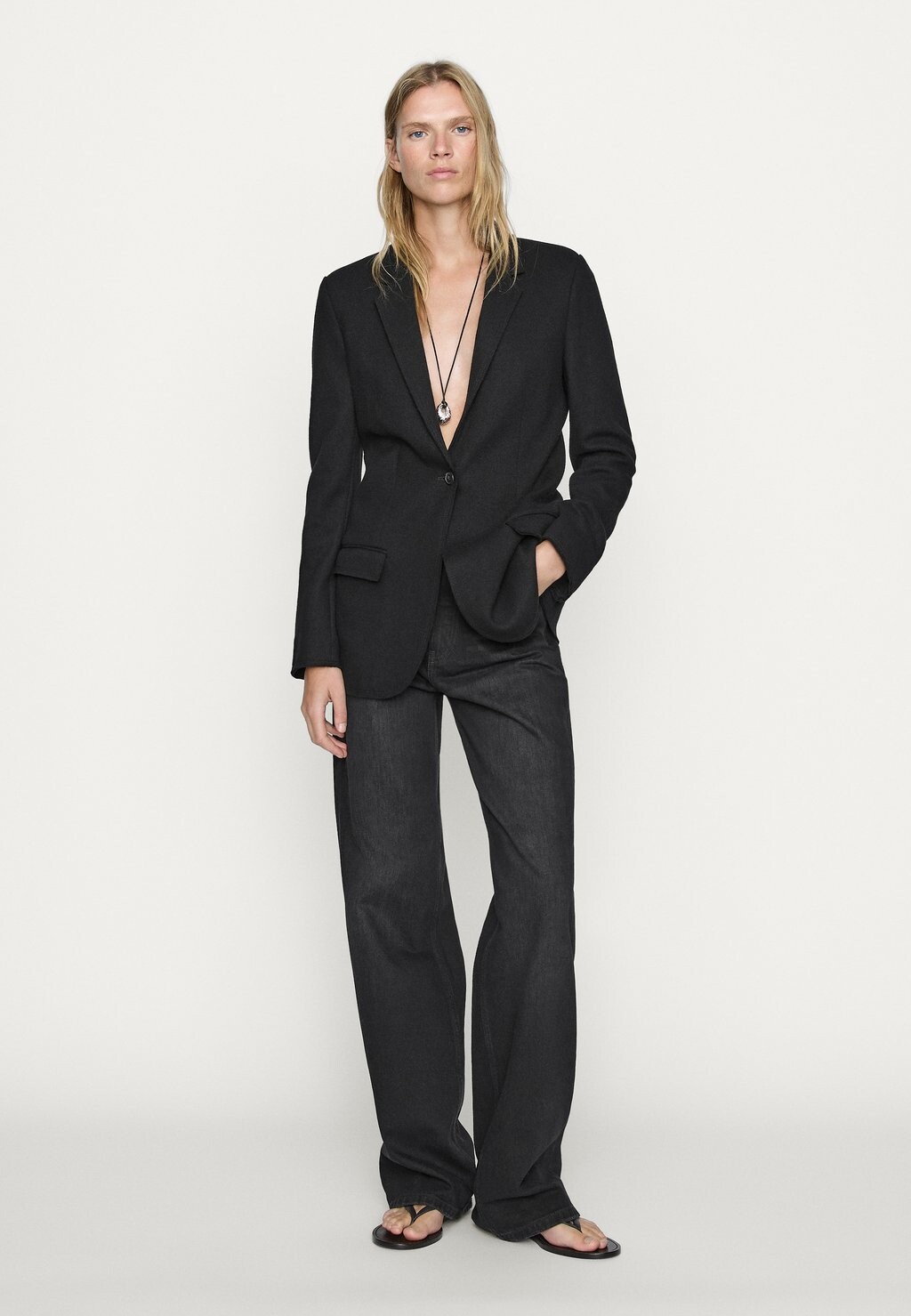 

Джинсы свободного кроя FULL LENGTH WIDE Massimo Dutti, черный