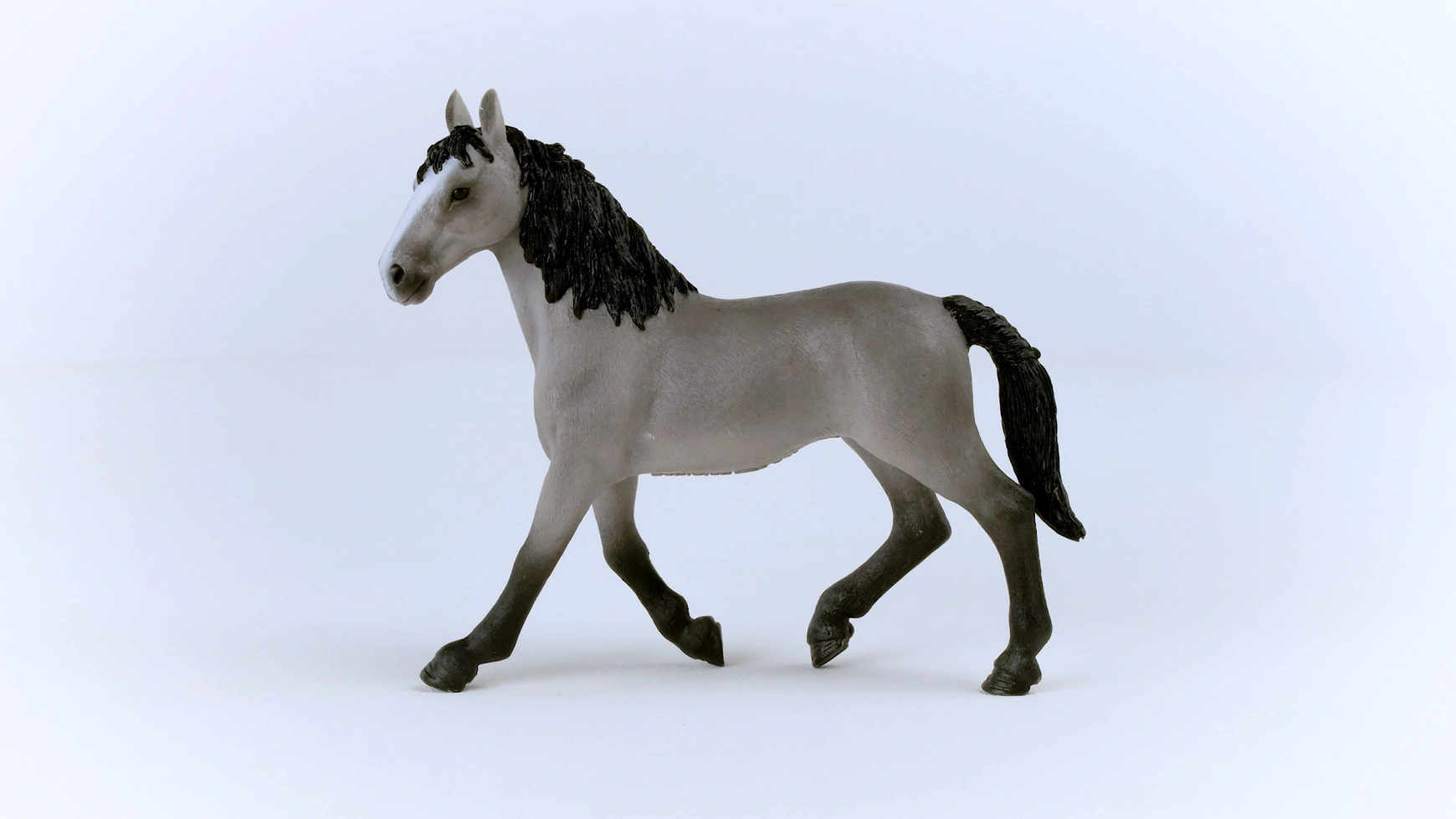 

Schleich Конный клуб Кобыла Cheval de Selle Francais