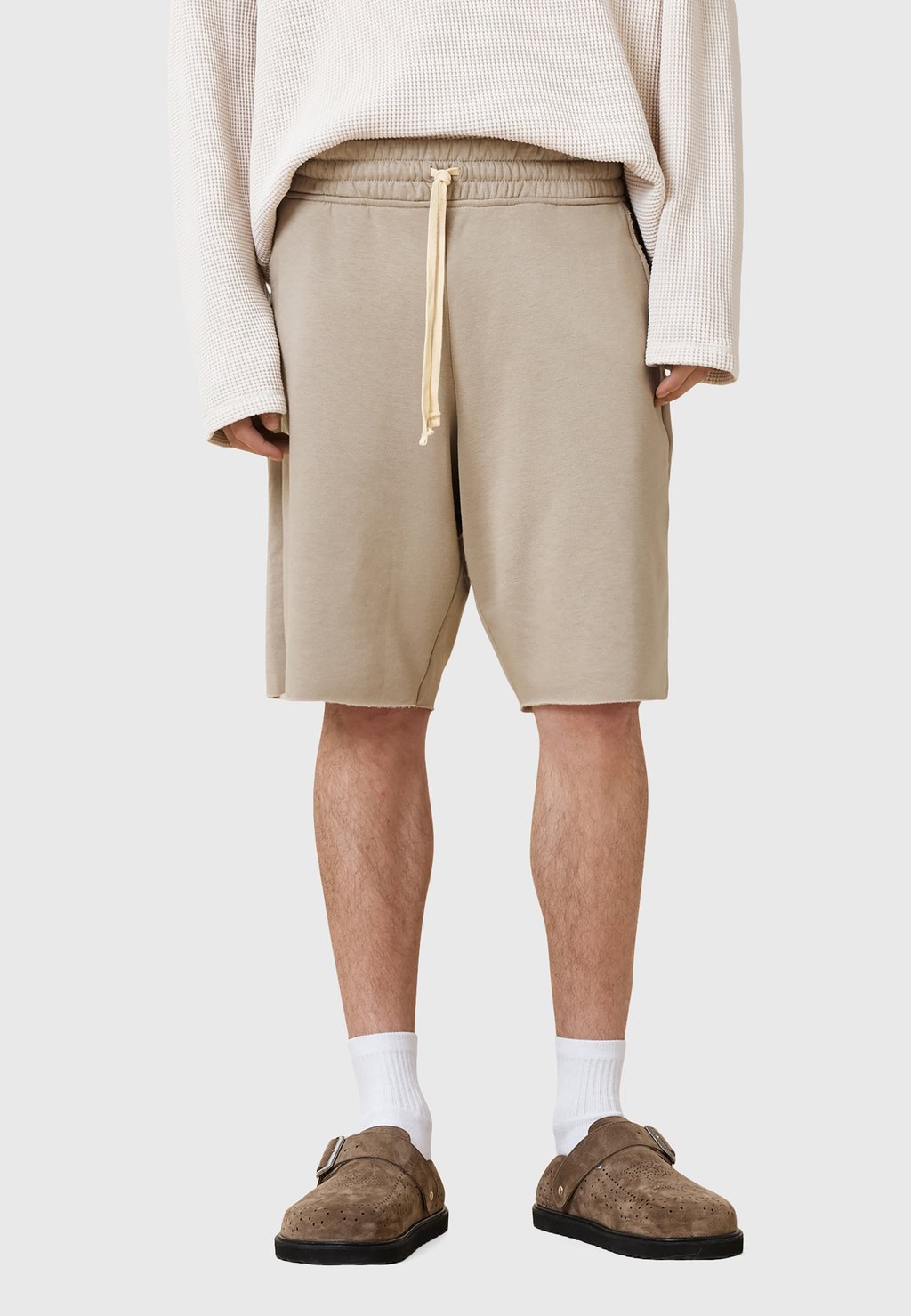 

Шорты HELIX - Tracksuit bottoms AllSaints, коричневый