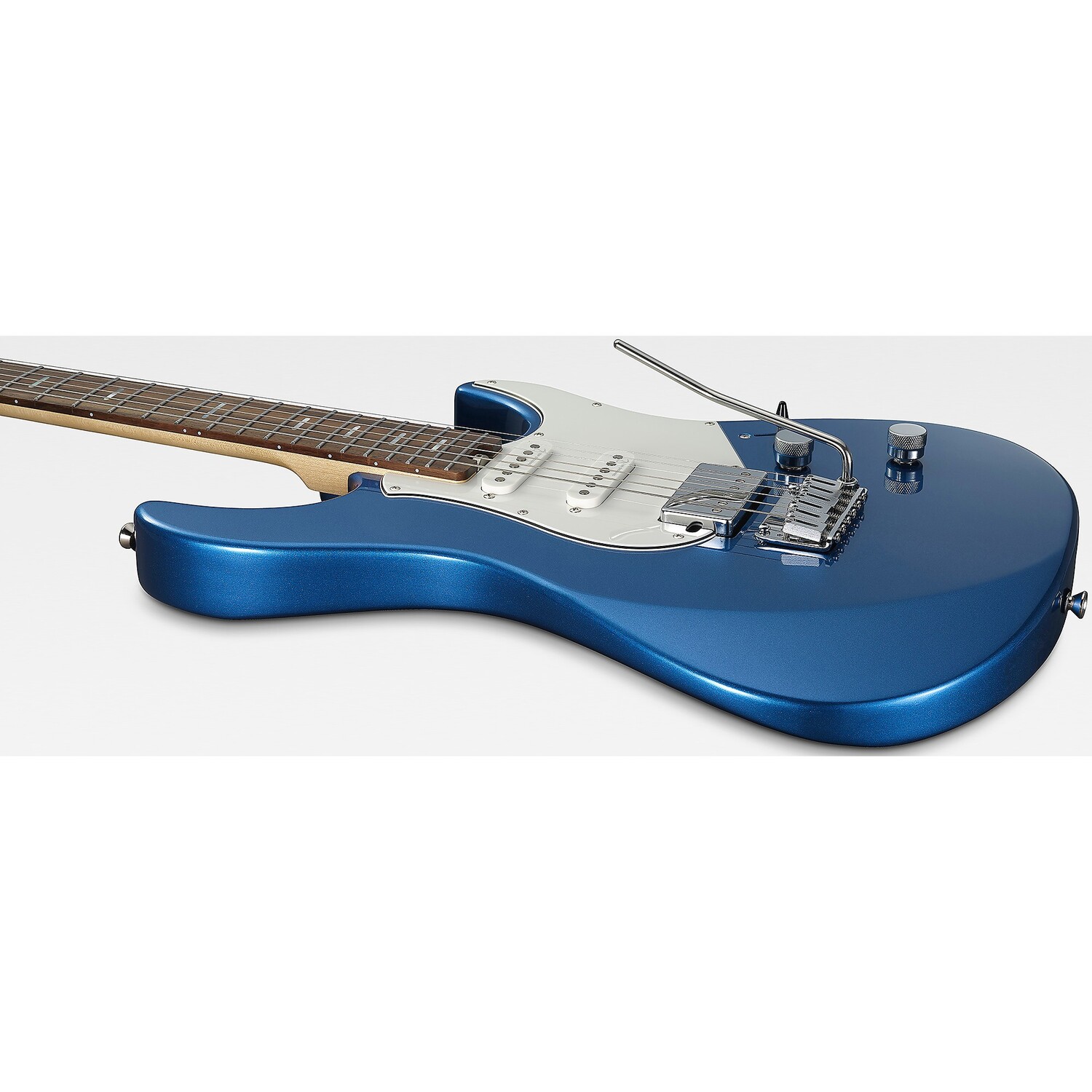 Yamaha Pacifica Professional HSS Электрогитара с накладкой из палисандра, блестящий синий цвет — фото 3