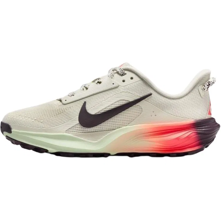 Кроссовки бежевые Nike ACG Pegasus Trail для детей