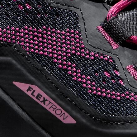 

Походные кроссовки Ducan Low GTX женские Mammut, цвет Phantom/Dark Pink, Серый, Походные кроссовки Ducan Low GTX женские Mammut, цвет Phantom/Dark Pink