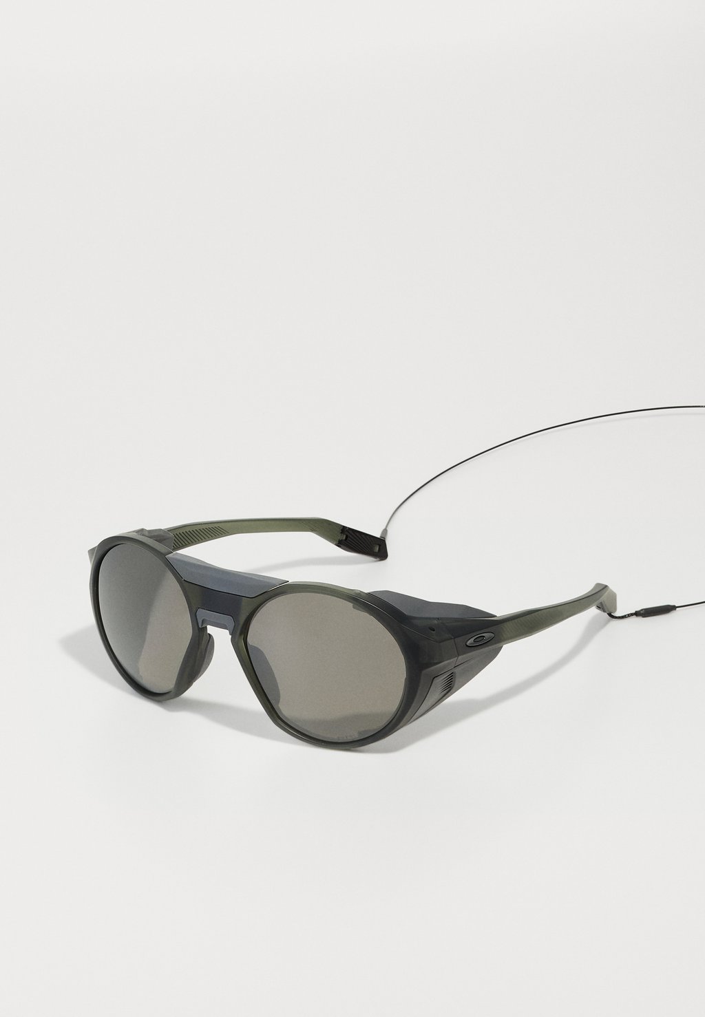 

Солнцезащитные очки CLIFDEN UNISEX Oakley, оливковый